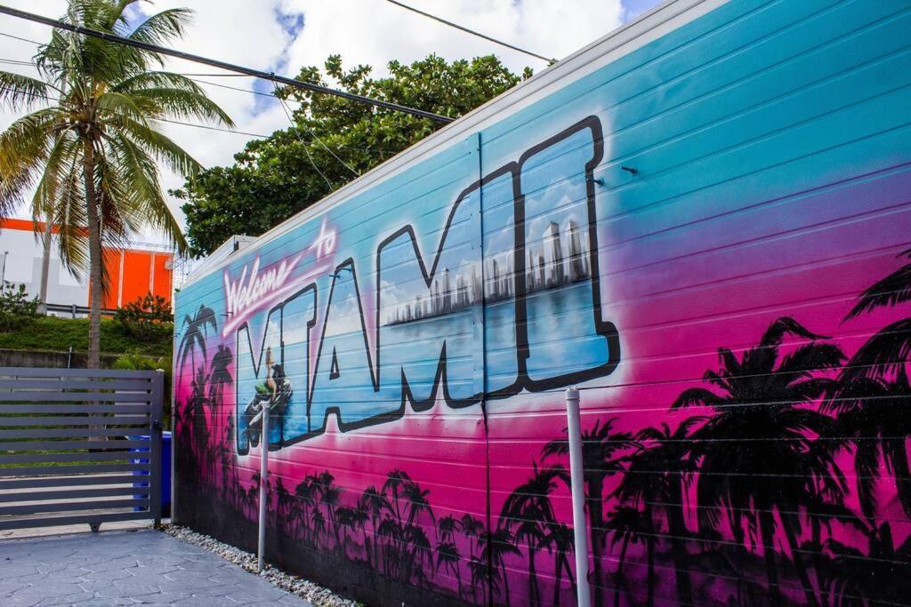 Unique Miami Art Escape W/ Hottub, Arcade & Murals מראה חיצוני תמונה