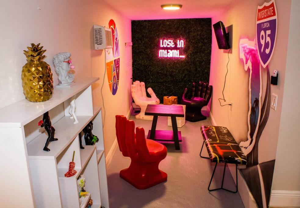 Unique Miami Art Escape W/ Hottub, Arcade & Murals מראה חיצוני תמונה