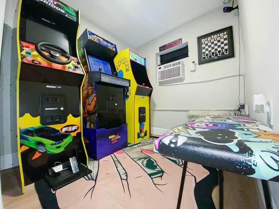 Unique Miami Art Escape W/ Hottub, Arcade & Murals מראה חיצוני תמונה