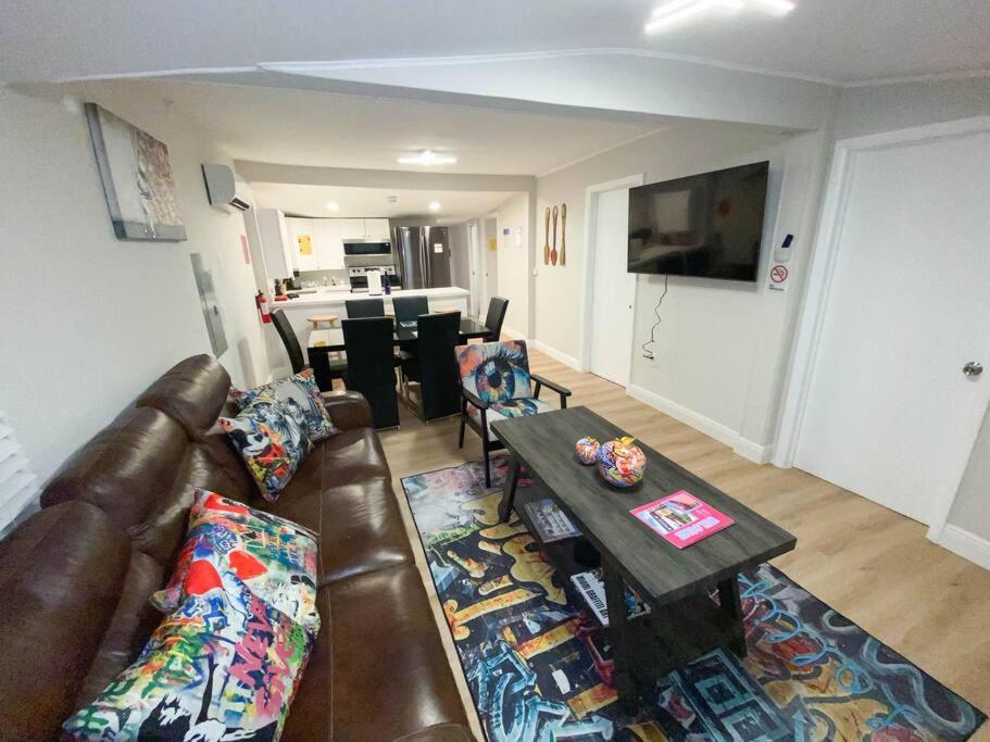 Unique Miami Art Escape W/ Hottub, Arcade & Murals מראה חיצוני תמונה